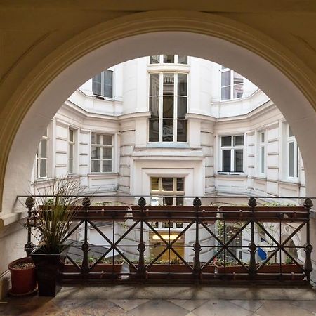 New Spacious Apartment At Superb Location Budapest Eksteriør billede