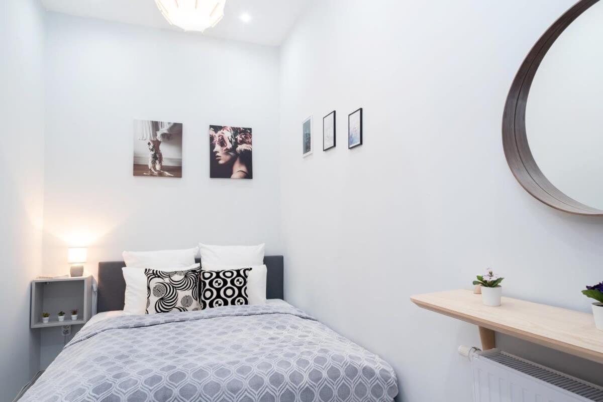 New Spacious Apartment At Superb Location Budapest Eksteriør billede